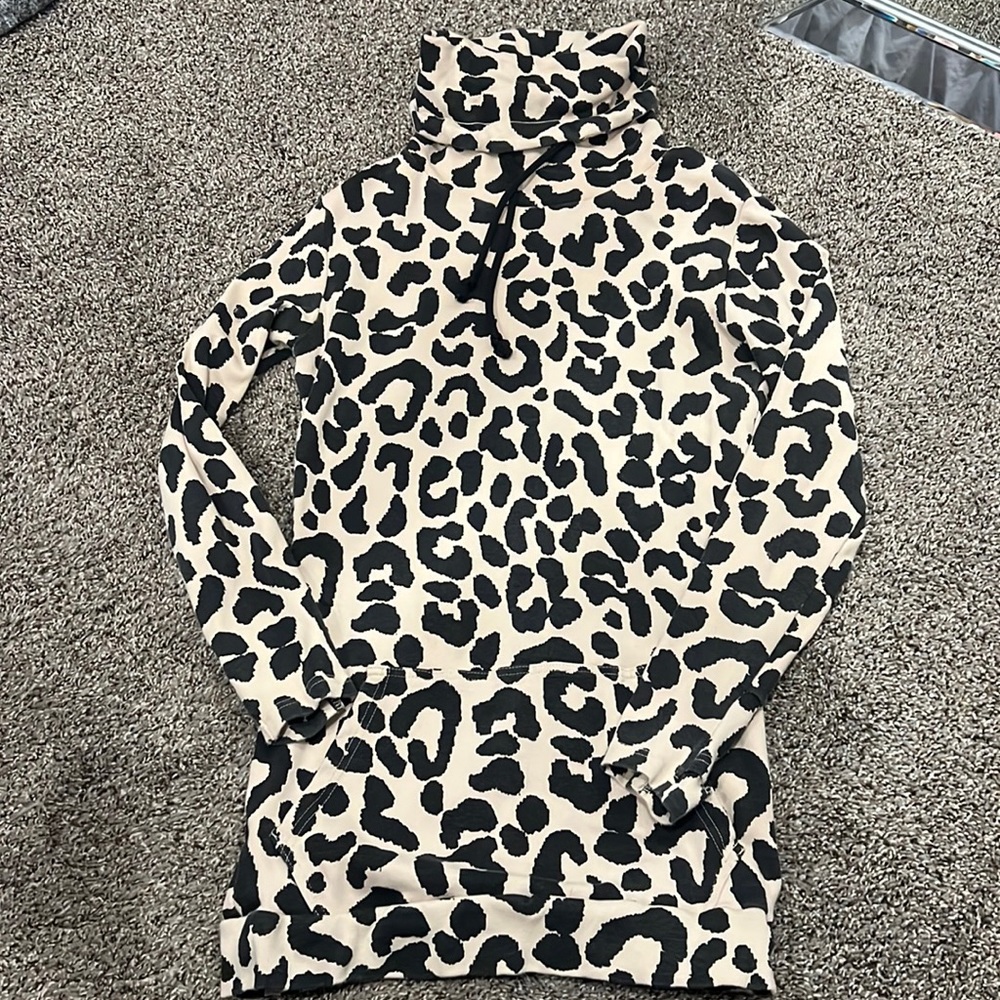 Lily & Lottie Cowlneck sweatshirt